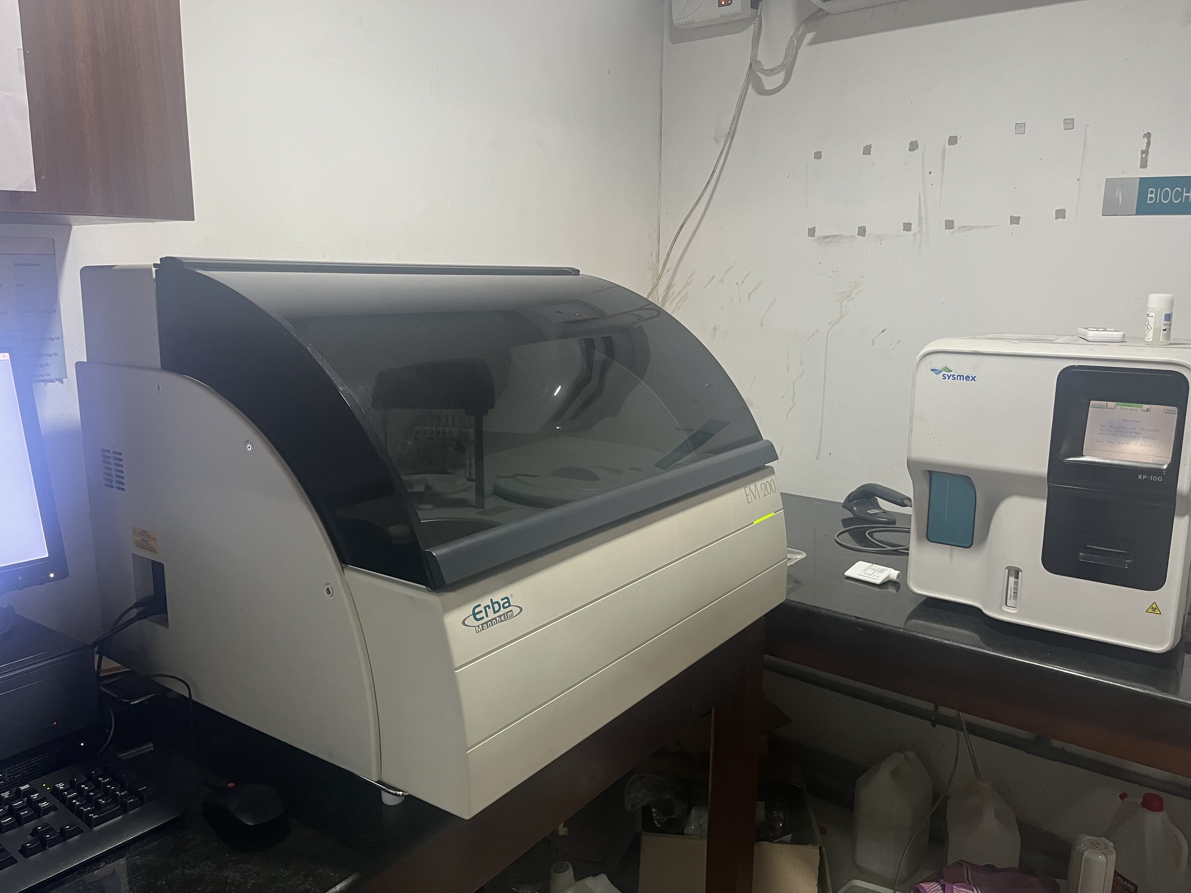 Fully Automatic Biochemistry Analyzer